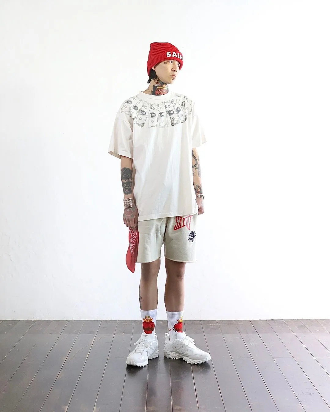 SAINT Mxxxxxx MONEY TEE/WHT dollar necklace, retro short-sleeved, off-white S-XL, ready-to-wear, washed and distressed, authentic level printing, correct accessories/with little angel logo